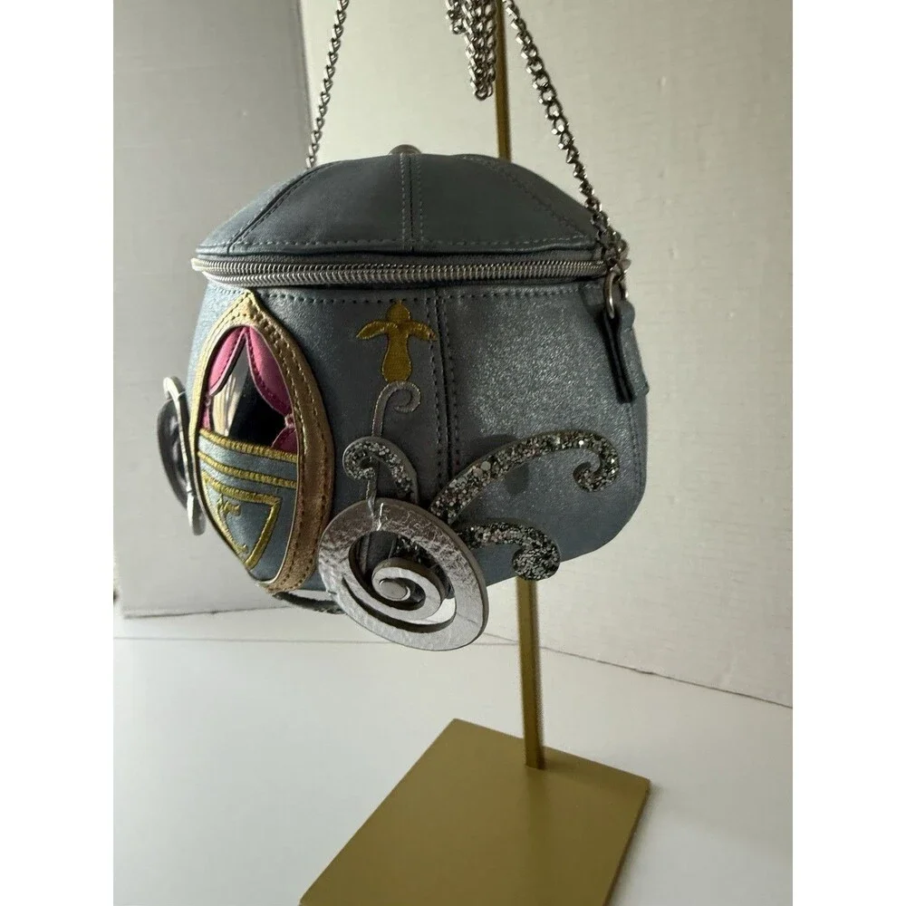 Cinderella Carriage Crossbody Danielle Nicole Brand Purse Silver Chain - Picture 3 of 16